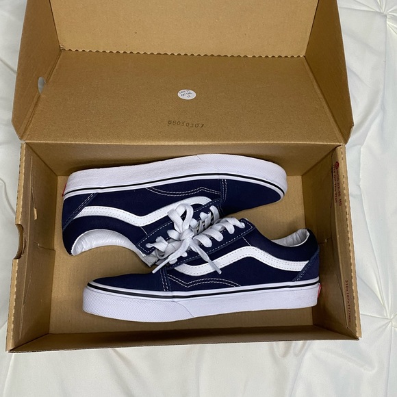 Shoes - Vans
